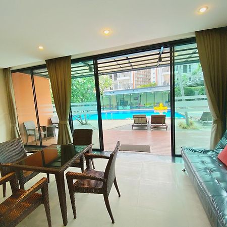 Villa Navin Jomtien Beach Buitenkant foto