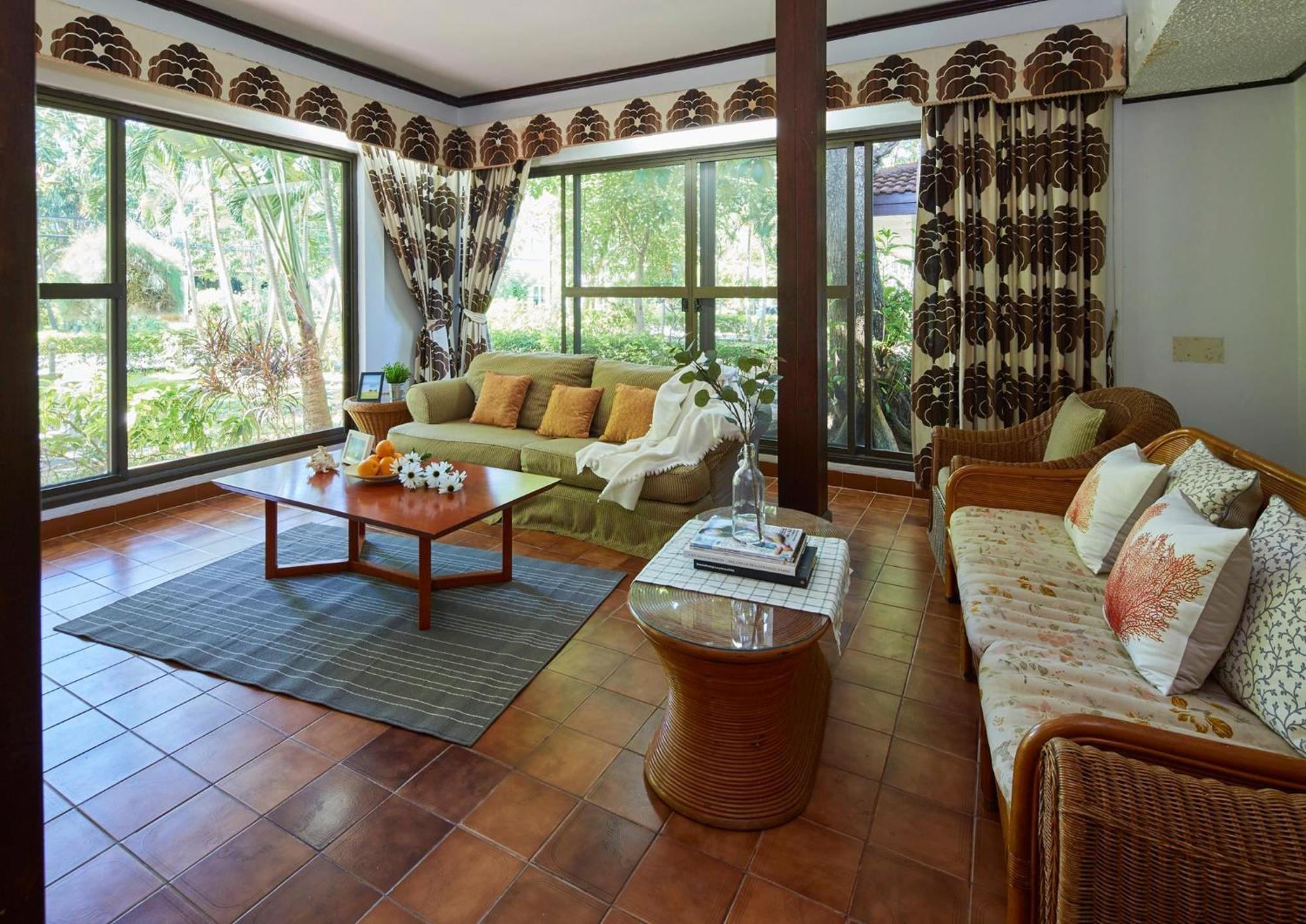 Villa Navin Jomtien Beach Buitenkant foto