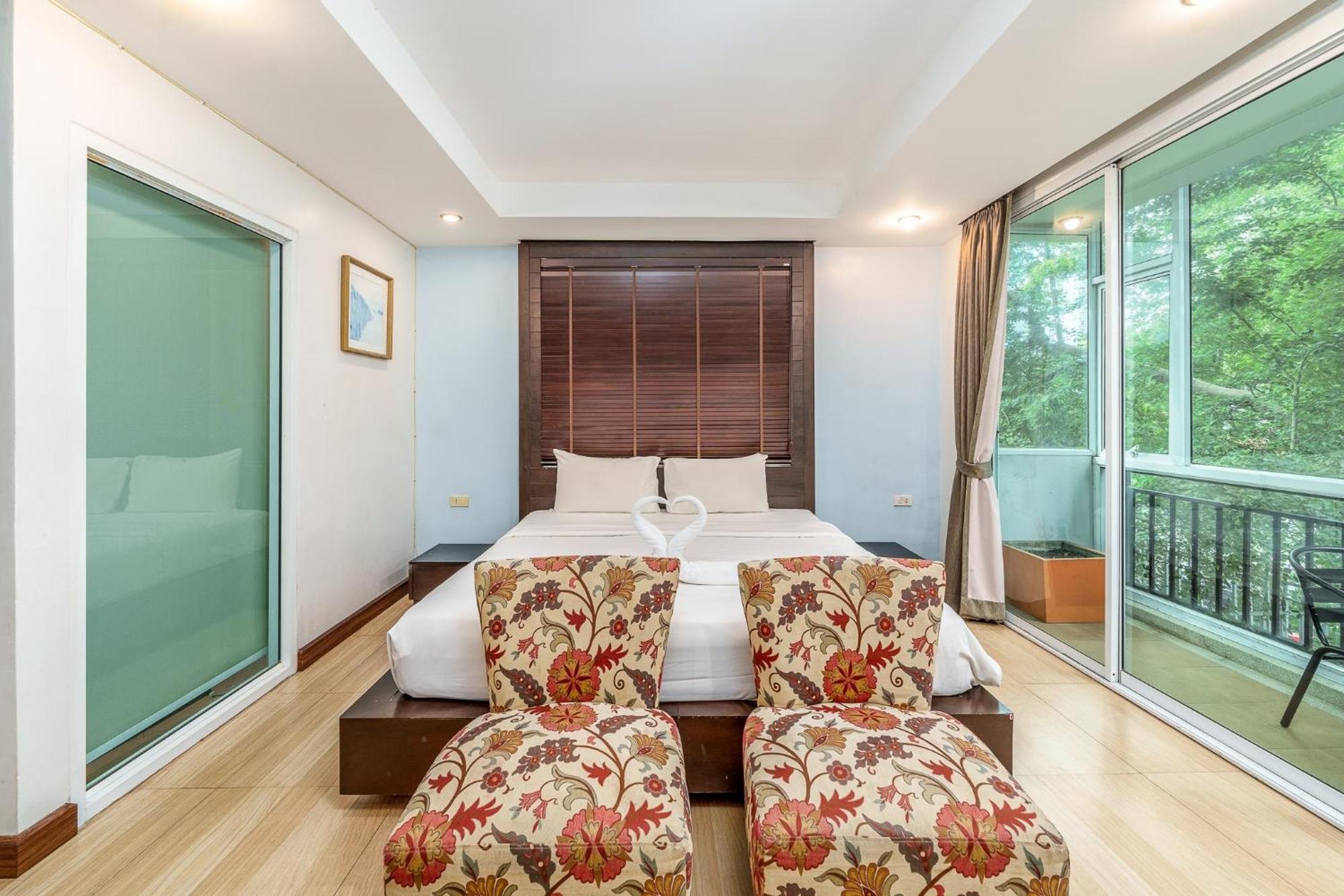 Villa Navin Jomtien Beach Buitenkant foto